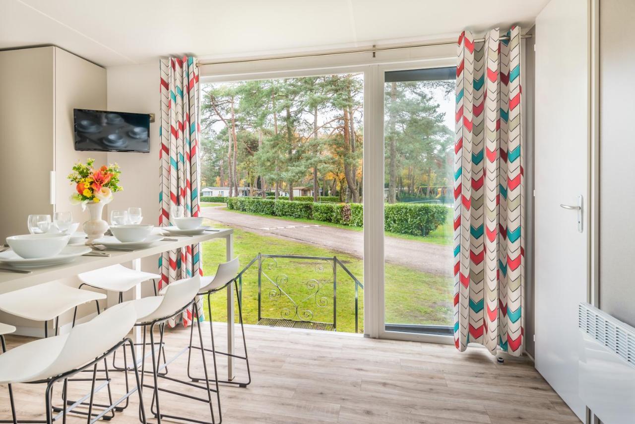 Chalet O'Hara Hotel Bilthoven Exterior photo